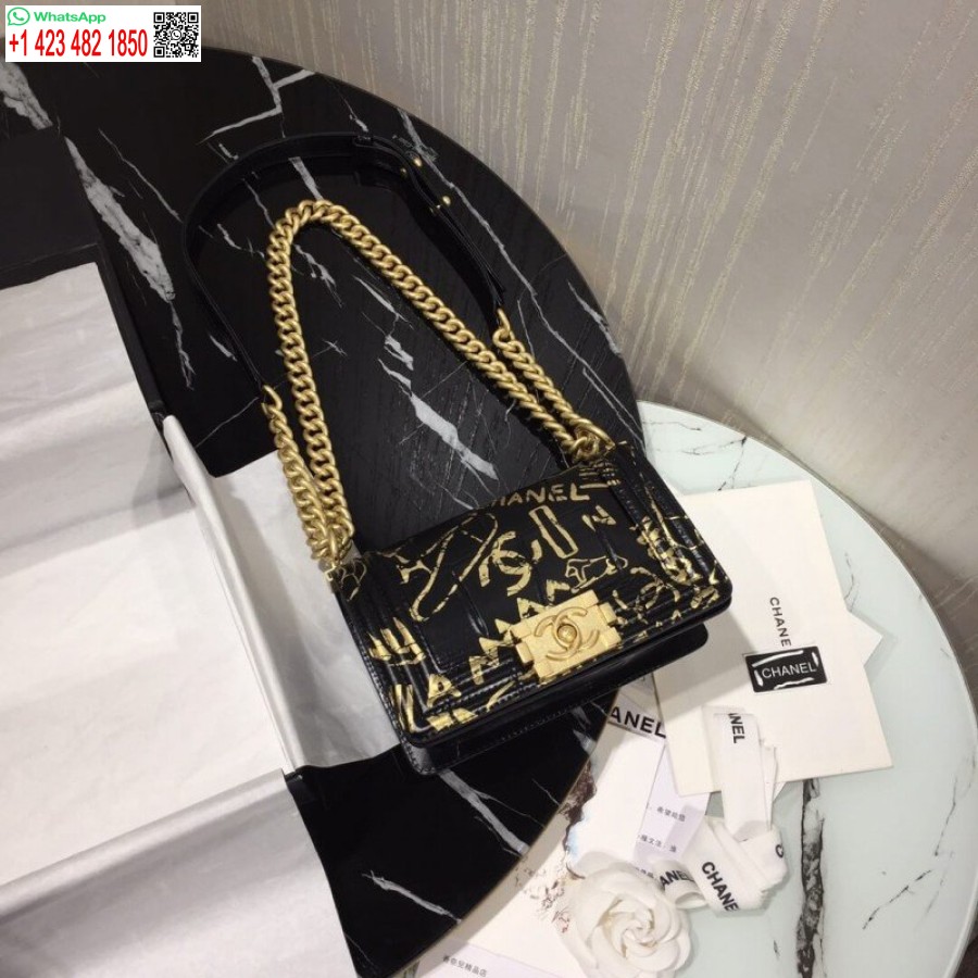 Replika Chanel Kisfiú Chanel Uk 1:1 Tükör Kézitáska A67085 Arany