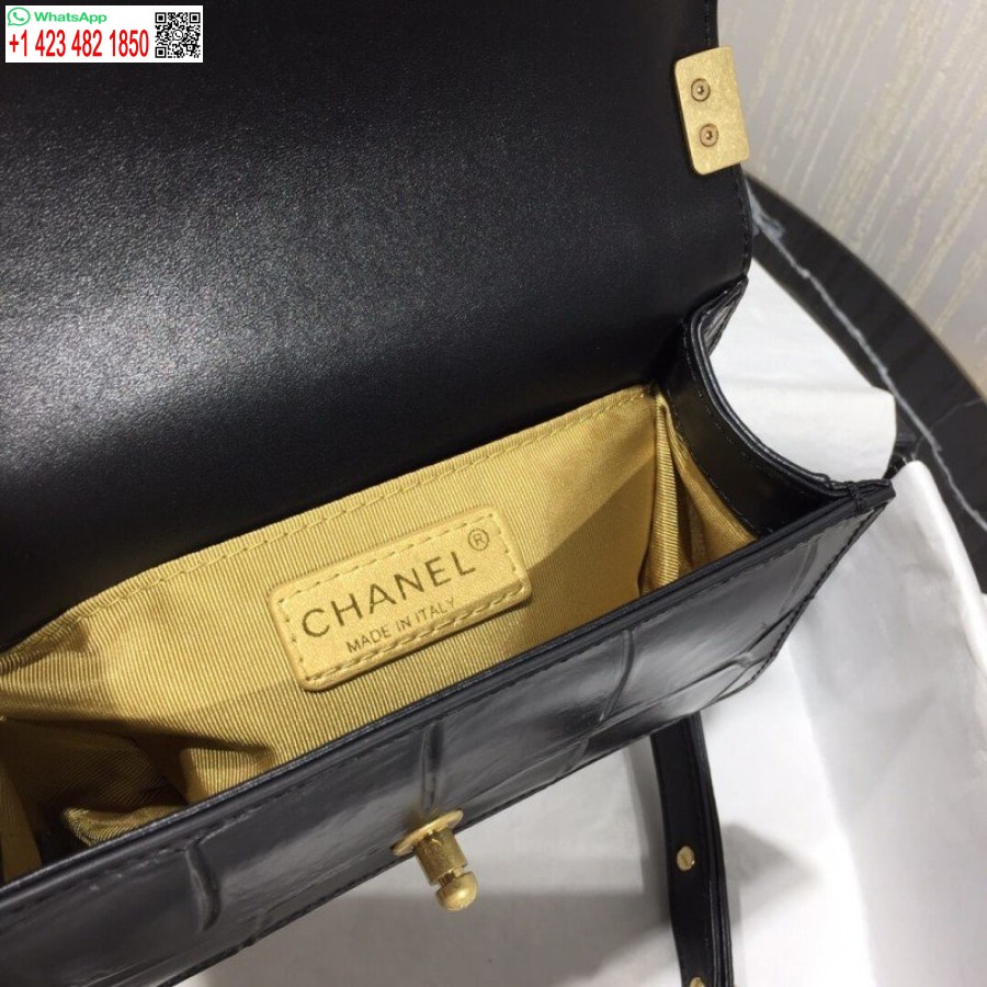 Replika Chanel Kisfiú Chanel Uk 1:1 Tükör Kézitáska A67085 Arany