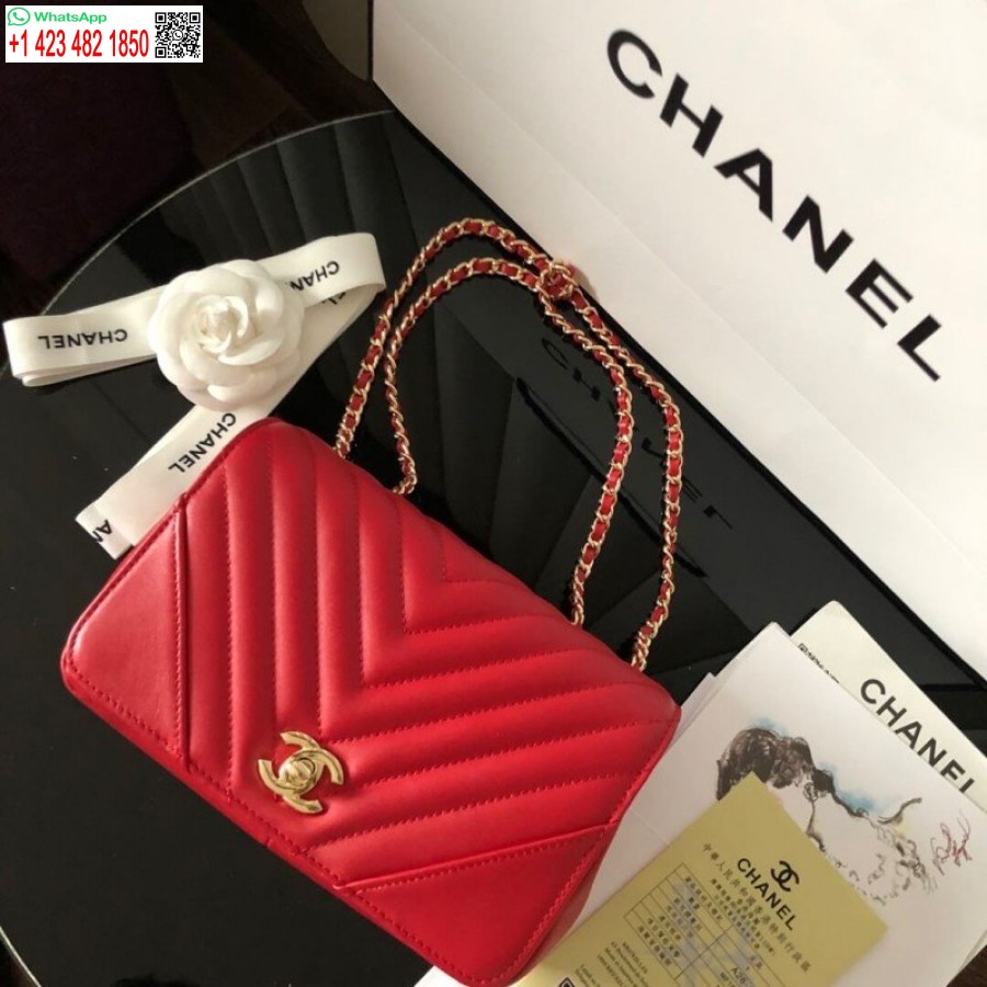 レプリカ シャネル カーフスキン ミニ フラップ コピー 安い バッグ A91586