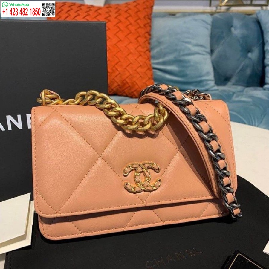 реплика на Chanel 1:1 огледална козя кожа, висока ватирана чанта с капак 19 Woc на верига 422740
