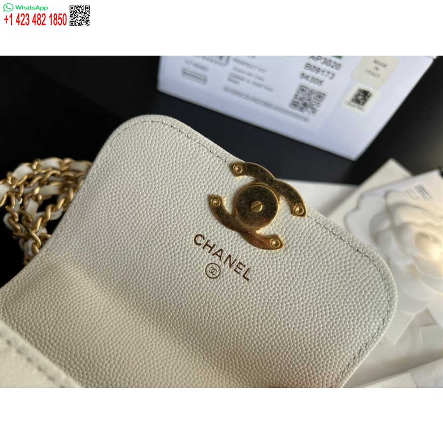 Replica Chanel Clutch Korkealaatuinen Kopio Ketjulla