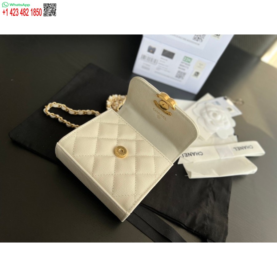 Replica Chanel Clutch Korkealaatuinen Kopio Ketjulla