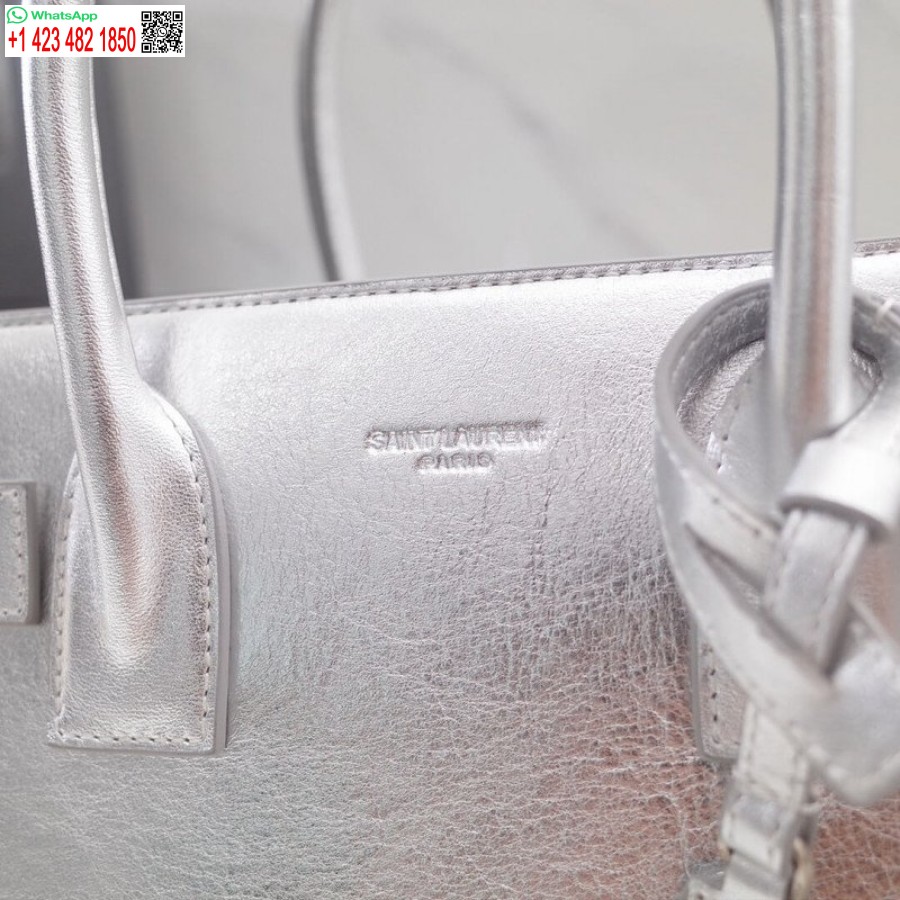 Replica Saint Knockoff Laurent Sac Ispirato De Jour Souple Baby In Pelle Di Vitello Argento Stropicciata 477477