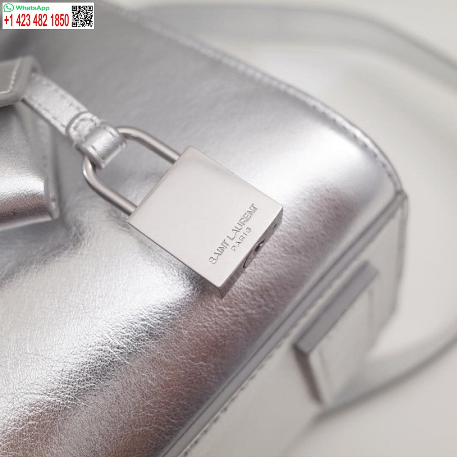 Replica Saint Knockoff Laurent Sac Ispirato De Jour Souple Baby In Pelle Di Vitello Argento Stropicciata 477477