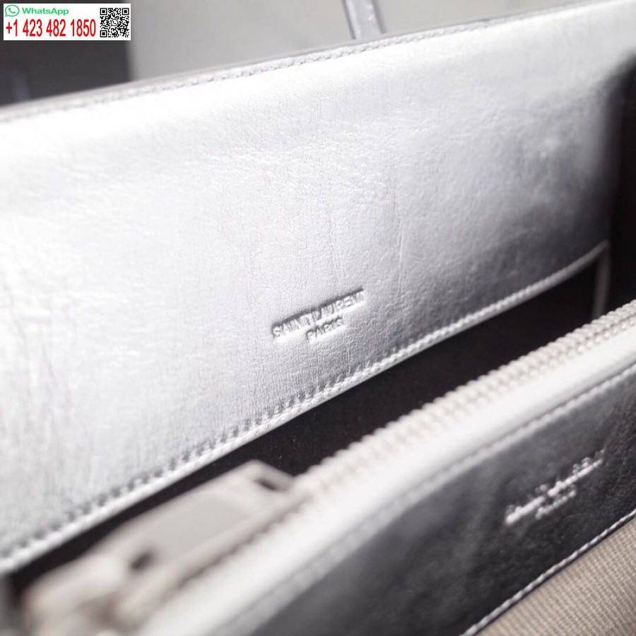 Replica Saint Knockoff Laurent Sac Ispirato De Jour Souple Baby In Pelle Di Vitello Argento Stropicciata 477477