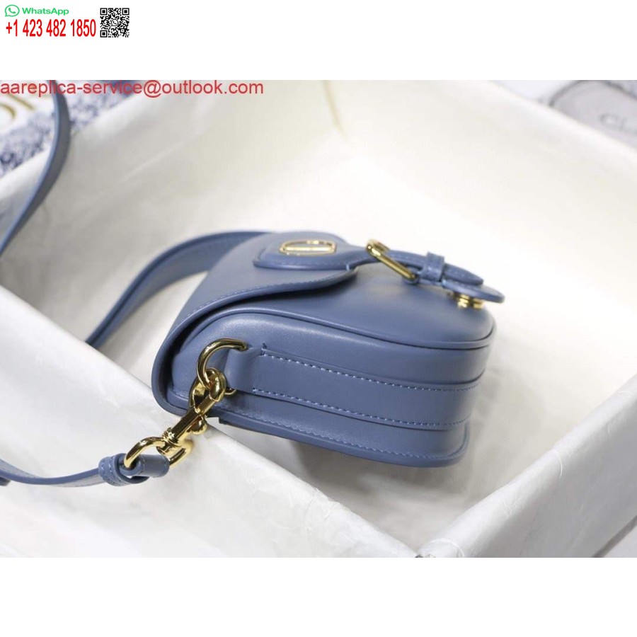 Réplique Dior M9319 Sac Dior Moyen Bobby Cuir De Veau Bleu Lac Chaud