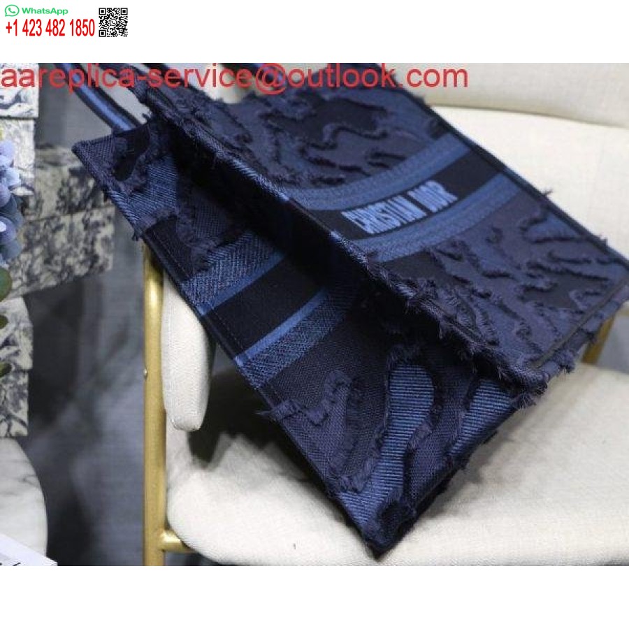 Replica Dior Book Tote M1286 گلدوزی استتار آبی