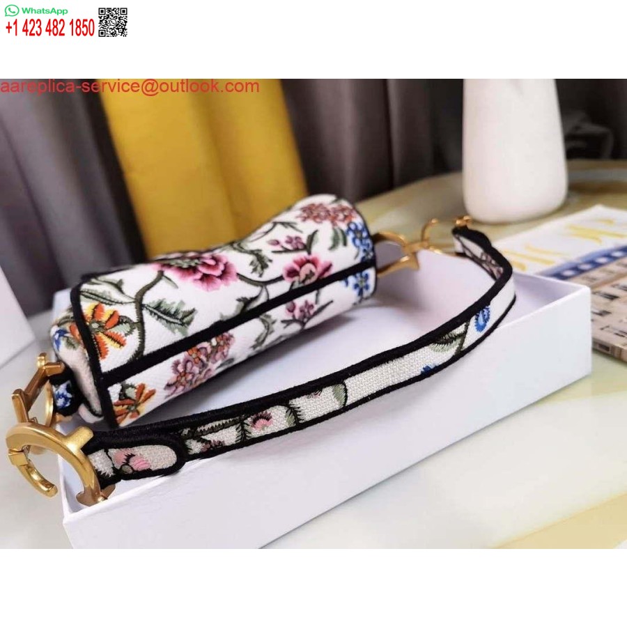 کیسه زینی Replica Dior M0455 با بند دوزی دوخت سفید