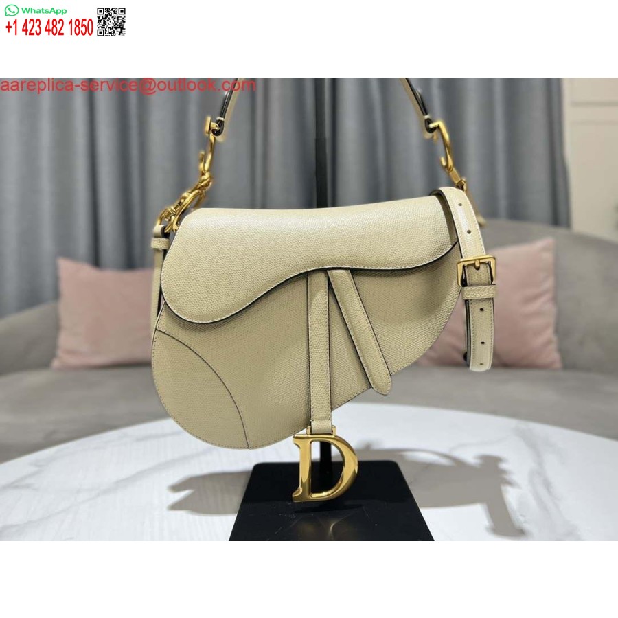 Replica Dior M0455 Satulalaukku, Jossa Hihna Aprikoosinjyväistä Vasikannahkaa