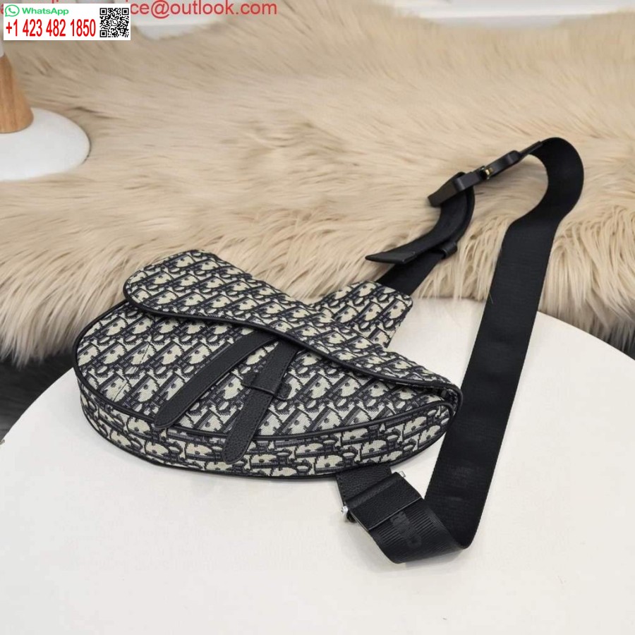 ماکت دیور 1adpo093 کیف زینتی مردانه دیور مایل ژاکارد مشکی با بژ