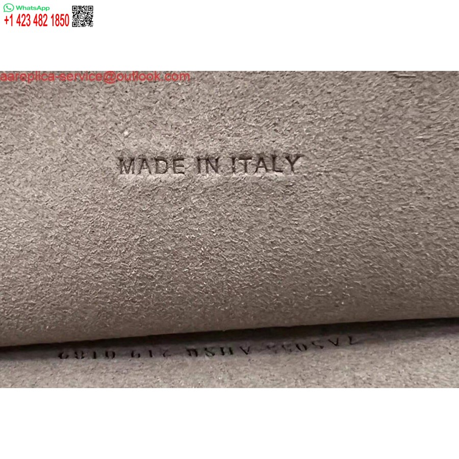 Реплика сумки через плечо для телефона Fendi 8526 коричневая