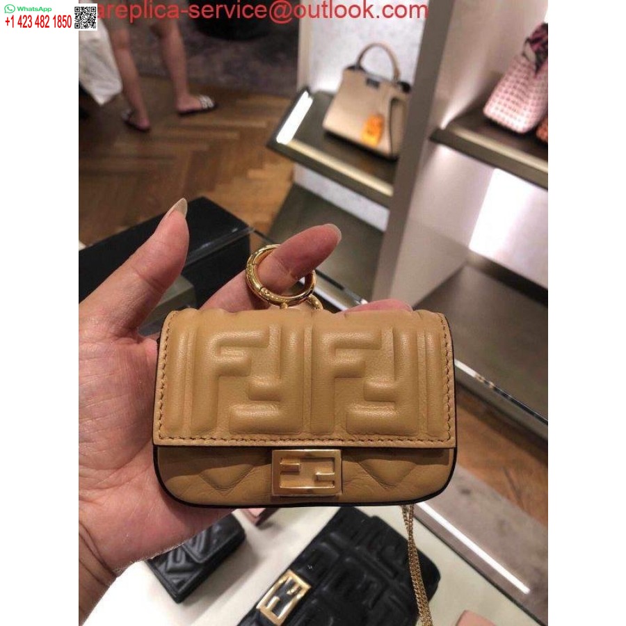 Replica Fendi 7ar844 Nano Patonki Charmia Aprikoosi Nappanahkaa