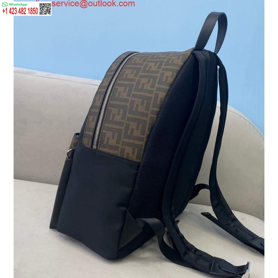 Реплика рюкзака Fendi 2381 черный Рюкзак Fendi из нейлона на плечи 7vz042 черный