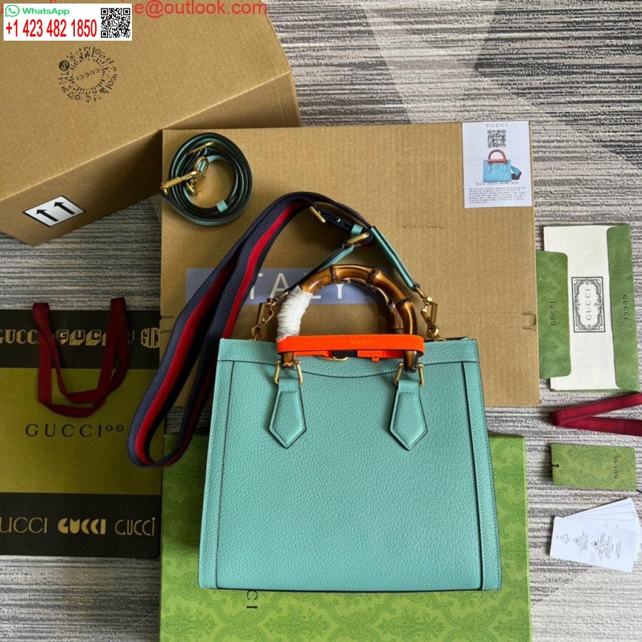 طبق الاصل غوتشي 702721 ديانا حمل حقيبة صغيرة من الجلد الأزرق الفاتح