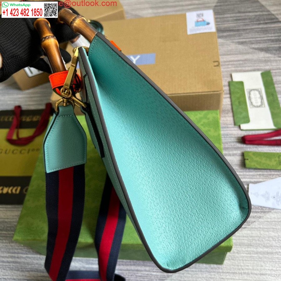 طبق الاصل غوتشي 702721 ديانا حمل حقيبة صغيرة من الجلد الأزرق الفاتح