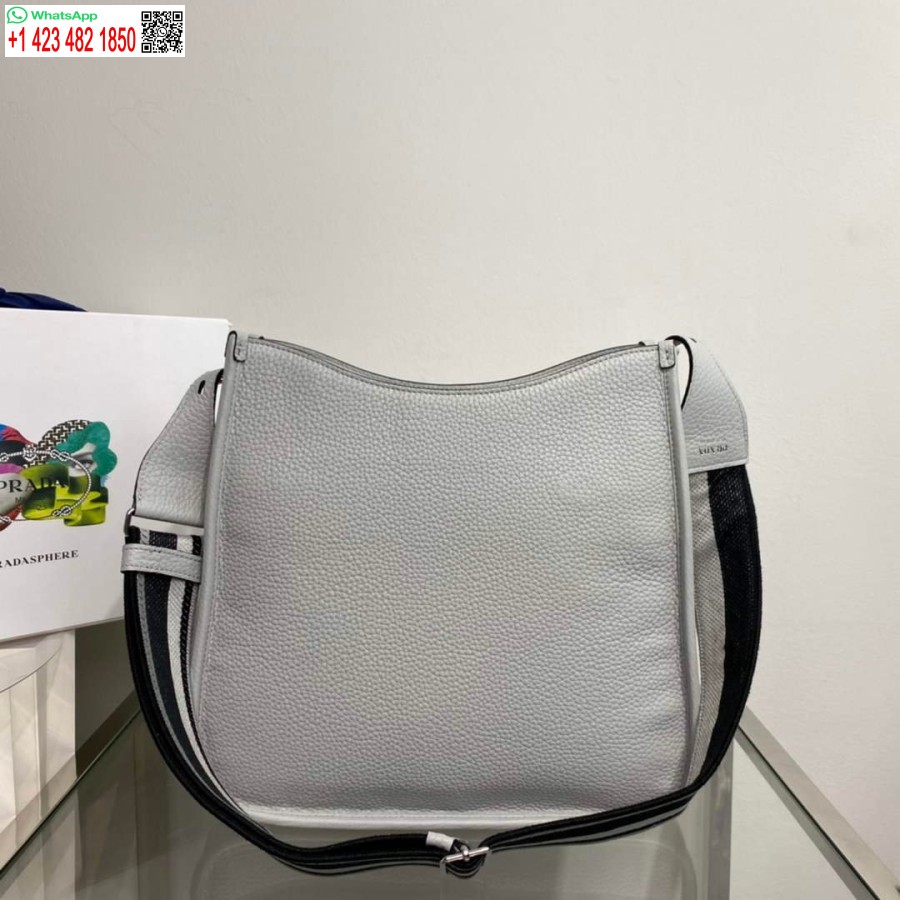 реплика Prada кожена чанта Hobo 1bc073 сива