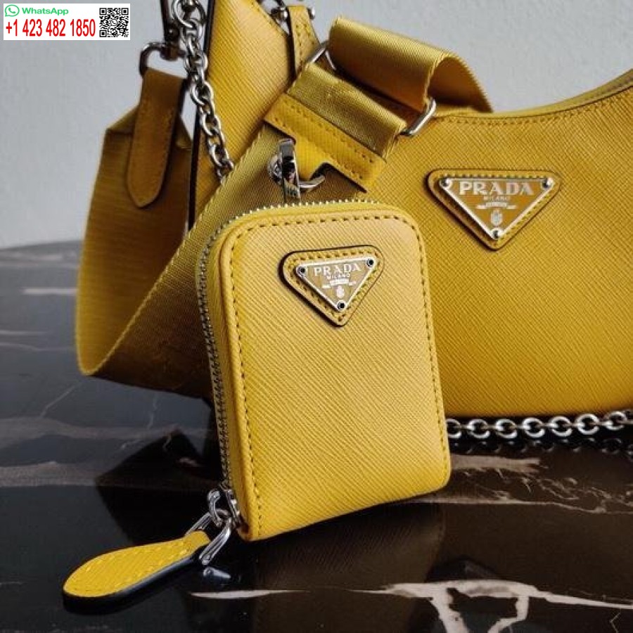 Желтая сумка Prada 1bh204 Prada Re-edition 2005 из сафьяновой кожи