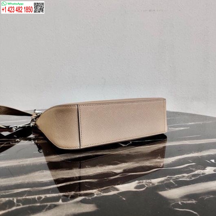 Replika Prada 1bh204 Prada Reedice 2005 Kožená Taška Saffiano V Meruňkově Stříbrné Barvě