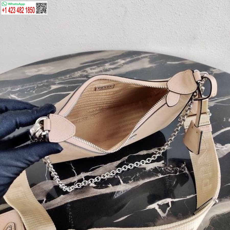 Replika Prada 1bh204 Prada Reedice 2005 Kožená Taška Saffiano V Meruňkově Stříbrné Barvě