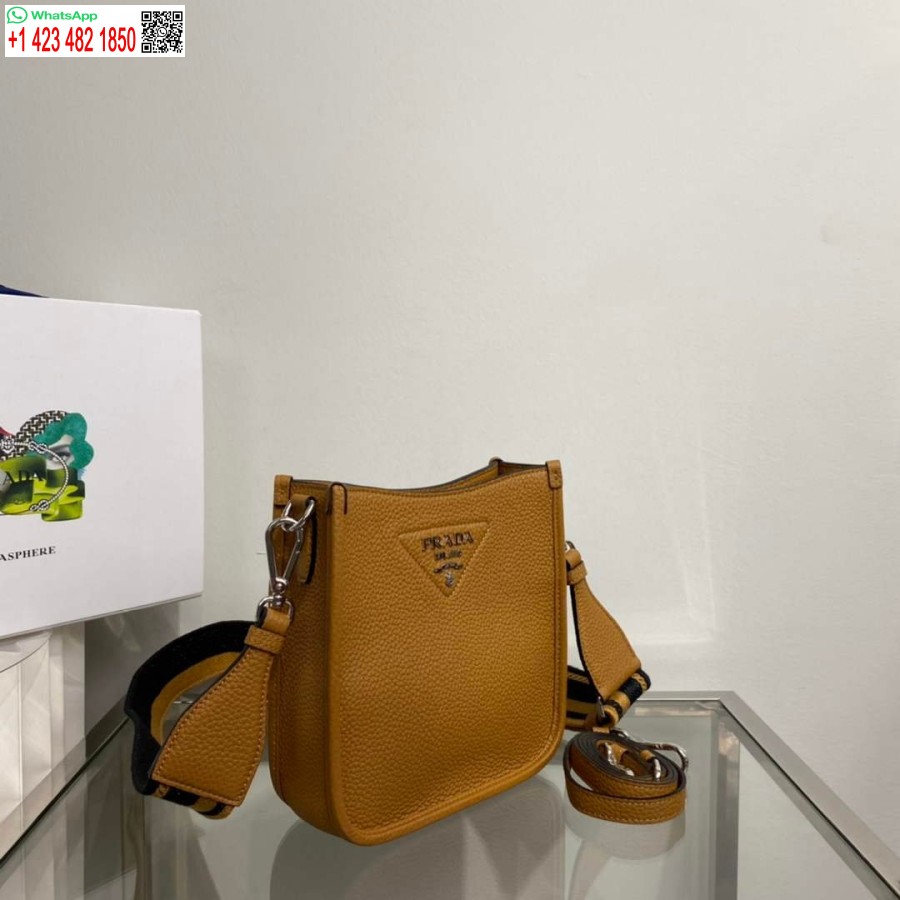 реплика Prada 1bh191 кожена мини чанта през рамо тен