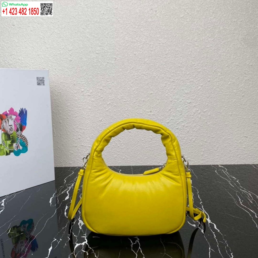 реплика Prada 1ba384 жълта мини чанта Prada от мека подплатена кожа напа