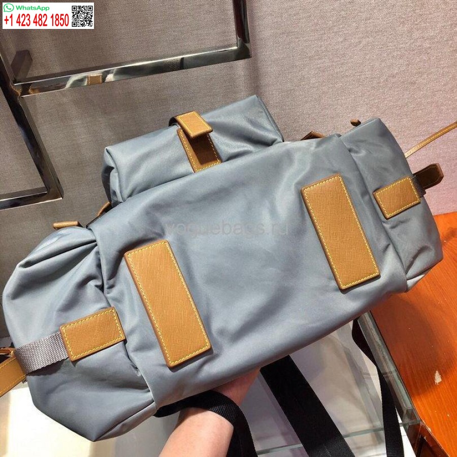 Réplique Prada 2vz074 Sac à Dos En Nylon En Gris