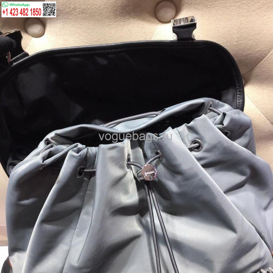 Réplique Prada 2vz074 Sac à Dos En Nylon En Gris