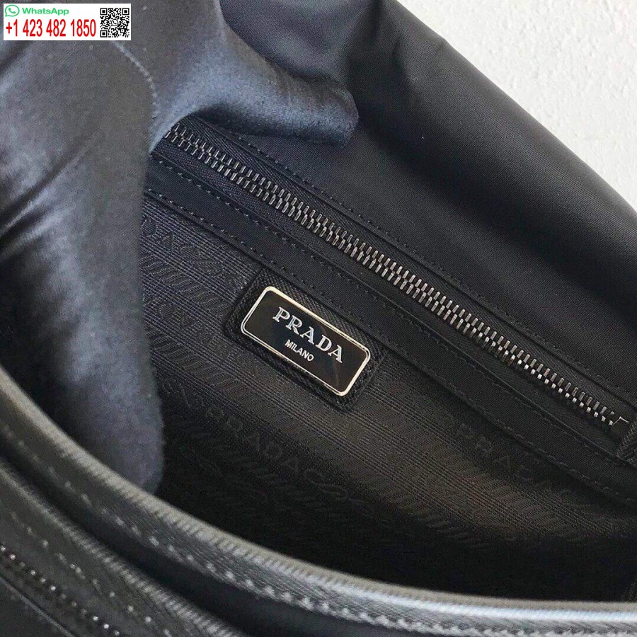 レプリカ プラダ ナイロンとサフィアーノ レザー バッグ ストラップ付き 2vd769 ブラック