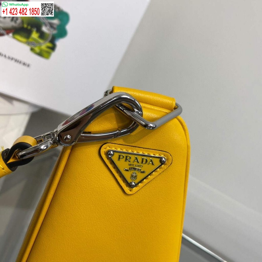 реплика Prada кожена чанта Prada триъгълник през рамо 1bh190 жълто