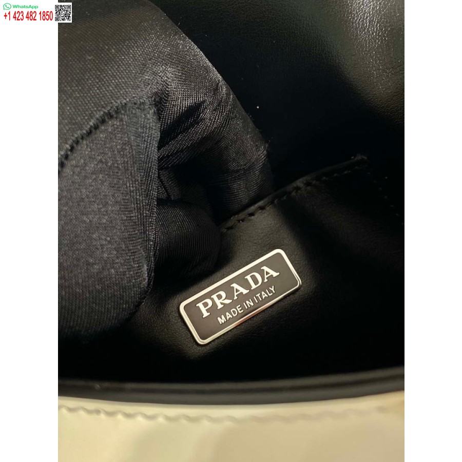 Replica Prada 2vd061 Miniborsa In Pelle Spazzolata Nera Con Tracolla Bianca
