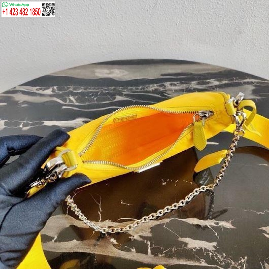 ρεπλίκα Prada 1bh204 Prada Re-edition 2005 νάιλον σακούλα κίτρινη