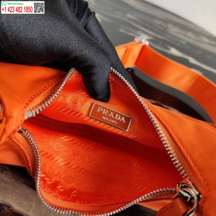 Replik Prada 1bh204 Prada Re-Edition 2005 Nylontasche Orange