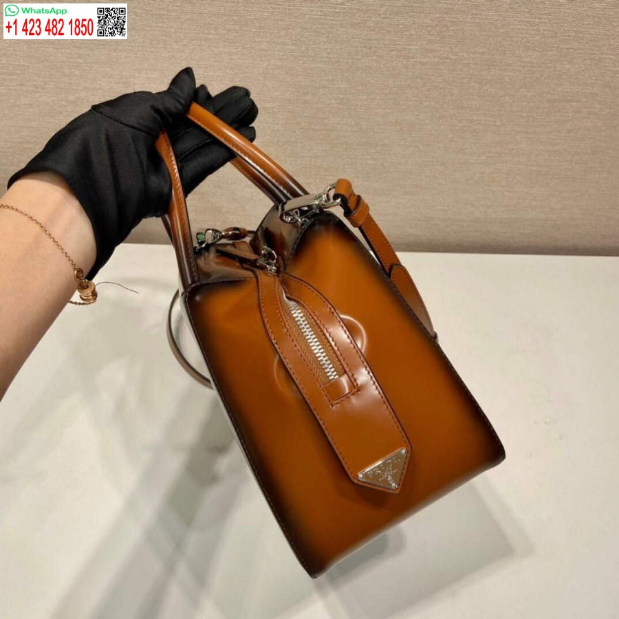 Replika Prada 1ba366 Majhna Ročna Torbica Prada Supernova Iz Brušenega Usnja Rjava